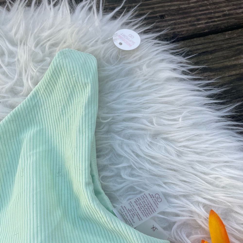 NWT One-Shoulder Mint Green Bikini Set - Picture 5 of 12